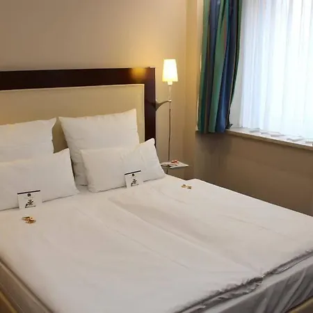 Cityhotel Kaiser Karl ホテル 3*
