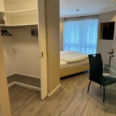 ホテル Cityhotel Kaiser Karl 3*